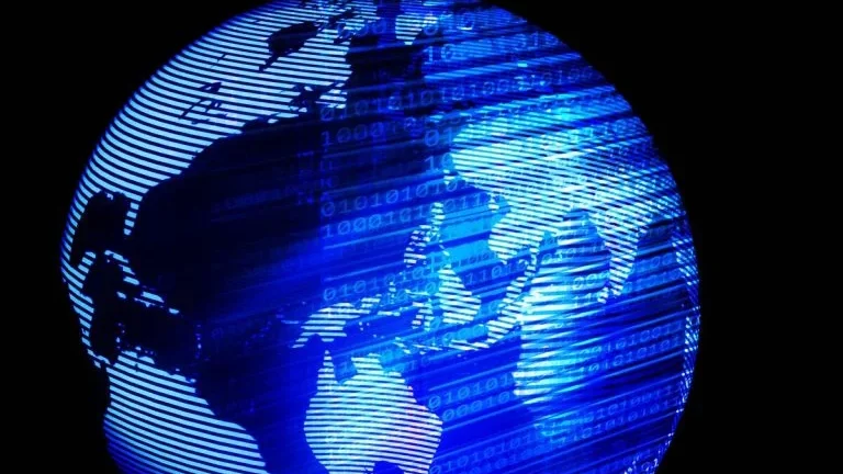 John Shipton, Julian Assange, Geopolítica, Multipolar