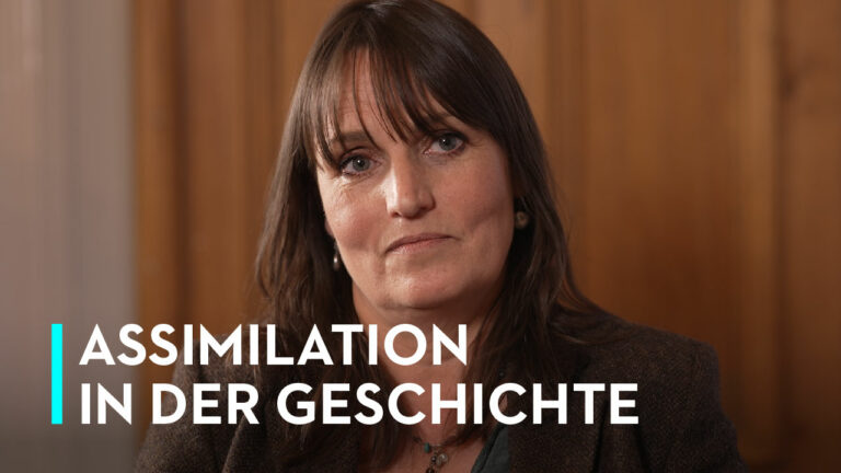 Ailsa Gray, Commentary