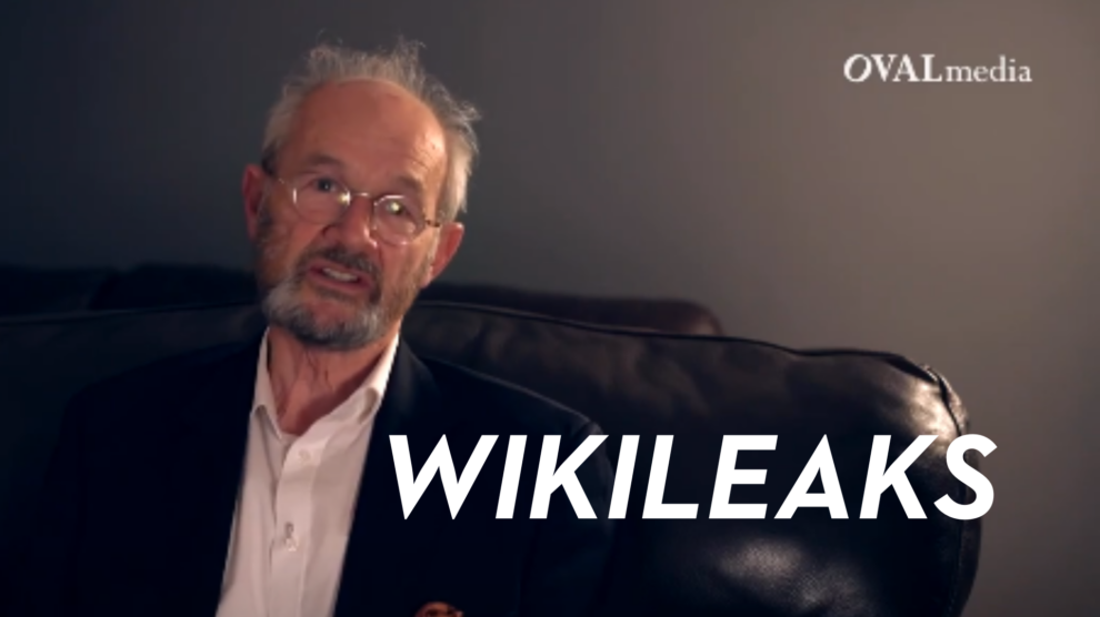 John Shipton, Julian Assange, Wikileaks, Sociedad