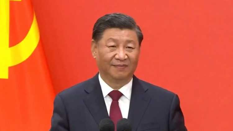 Xi_frontal_vor_KPC_Fahne