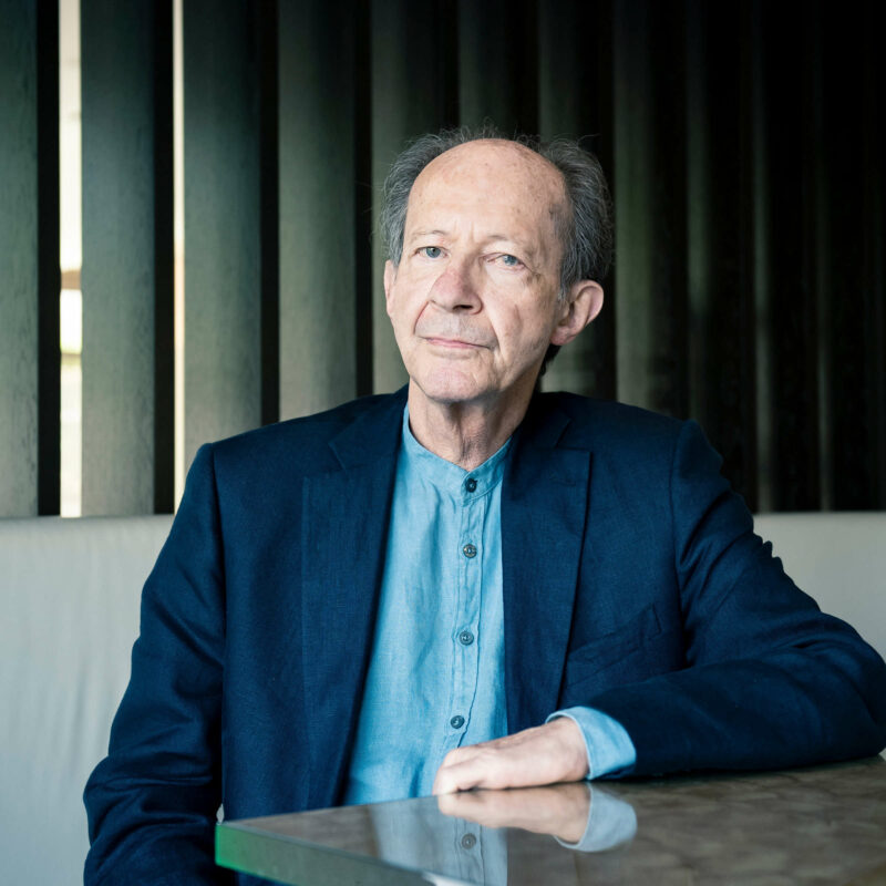 AGAMBEN