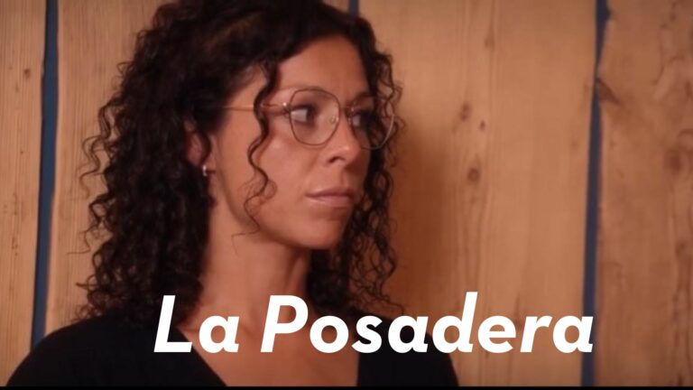 Posadera Laura Adams