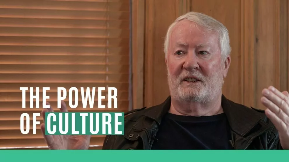 The Power of Culture Former Member of the European Parliament Hugh Kerr draws the British perspective on cultural policy for Robert Cibis. As in Germany, France and many other countries, it was the left-wing party under Tony Blair that pushed for the neoliberalisation of society. Kerr's party comrade was his biggest opponent... How do you protect social diversity in a digital and global world?